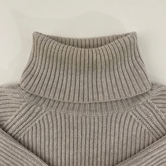 Aritzia Wilfred Lin Sweater - Picture 6 of 9